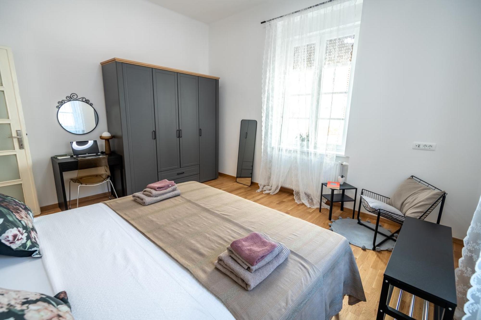 Apartman Eta - U Centru Grada Póla